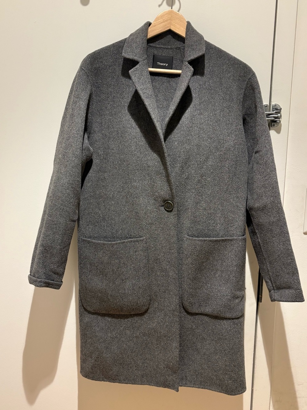 Theory Gray Wool/Cashmere Blend ( DBL face )Single-Button Coat